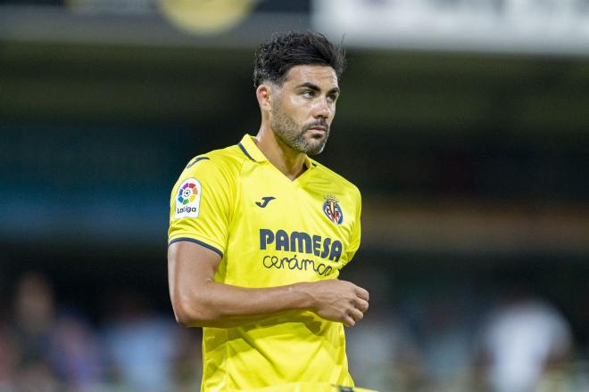 Vicente Iborra en un partido con el Villarreal.