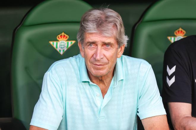 Pellegrini, entrenador del Betis, ante la Fiore (Foto: Cordon Press).