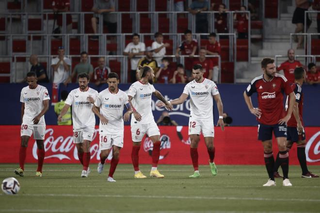 Rafa Mir celebra su gol ante Osasuna (Foto: EFE)