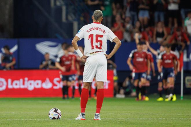 En Nesyri, lamentando el gol de Osasuna ante el Sevilla (Foto: Cordon Press).