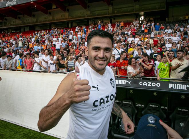 Maxi Gómez entra en la convocatoria del Valencia CF pero no en el once titular (Foto: Valencia CF)