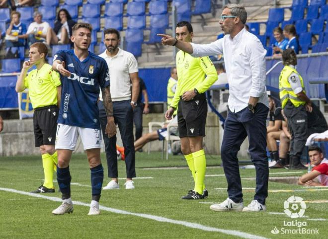 Jon Pérez Bolo, durante el Real Oviedo-Andorra (Foto: LaLiga).