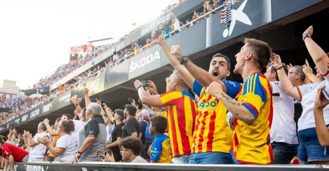 Afición del Valencia CF en Mestalla (Foto: Valencia CF)