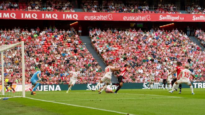 Berenguer y Villalibre ante el Mallorca (Foto: Athletic Club)