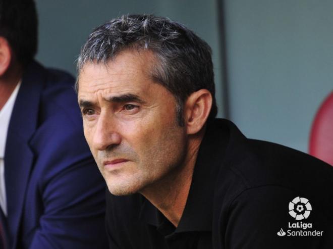 Ernesto Valverde, con semblante serio en el Athletic Club- RCD Mallorca de San Mamés (Foto: LaLiga).