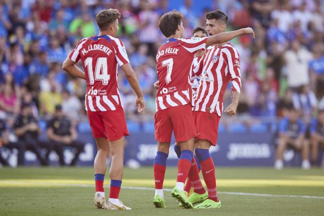 Morata, Joao Félix y Marcos Llorente celebran un gol del Atlético de Madrid (Foto: Cordon Press).