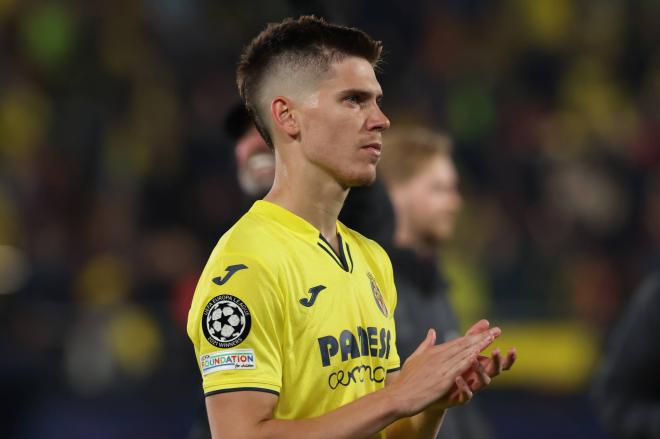 Juan Foyth, pretendido por Joan Laporta, en un partido con el Villarreal )Foto: Cordon Press).