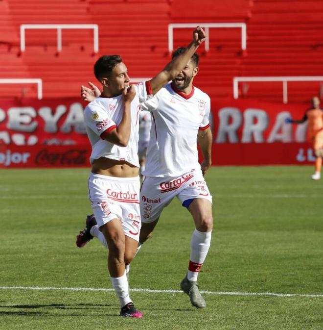 Santiago 'Joyita' Hezze celebra un gol (Foto: CA Huracán)