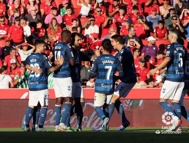 Borja Iglesias celebra su gol en el Mallorca - Betis (Foto: LaLiga).