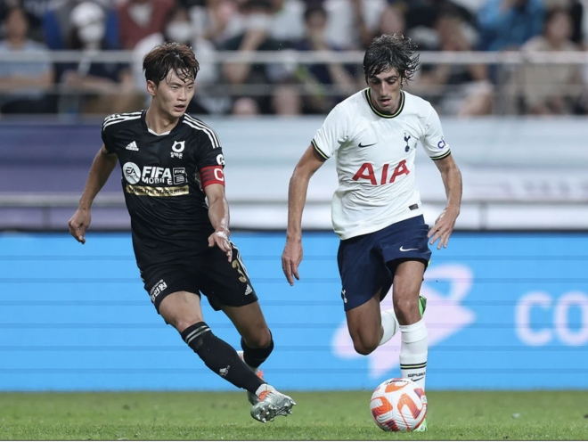 Bryan Gil, en pretemporada con el Tottenham (Foto: Tottenham).