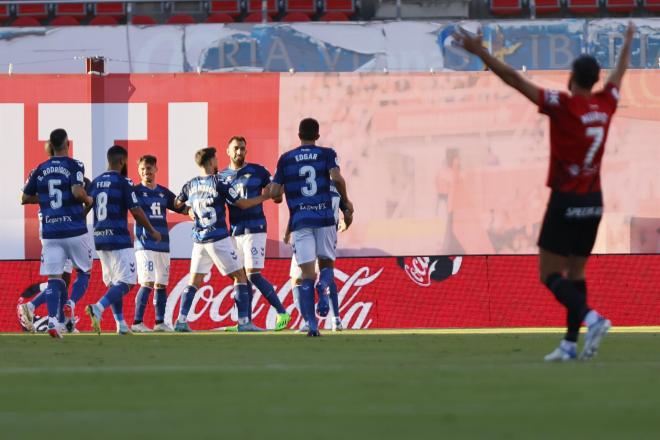 Borja Iglesias celebra uno de los goles frente al Mallorca (FOTO: EFE).