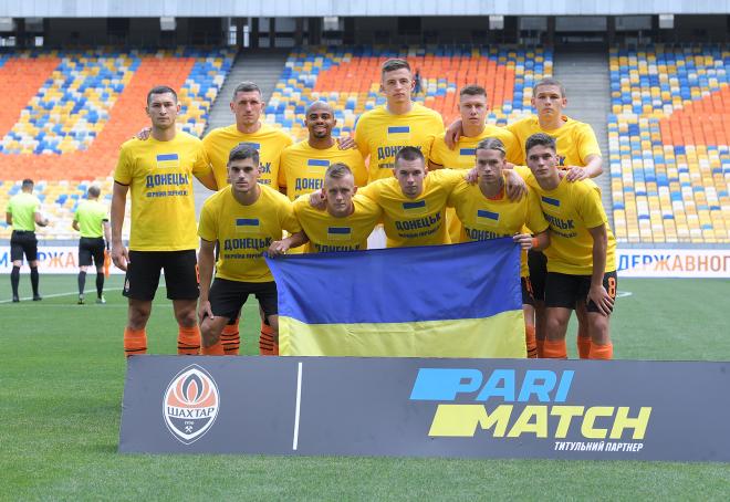 Alineación del Shakhtar Donetsk en la vuelta del fútbol a Ucrania.