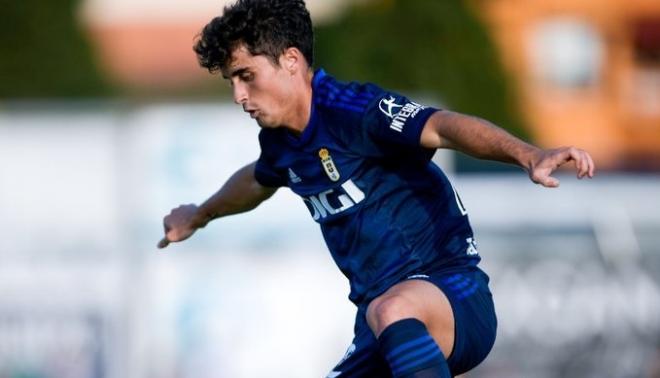 Jorge Mier, en un encuentro de pretemporada (Foto: Real Oviedo)