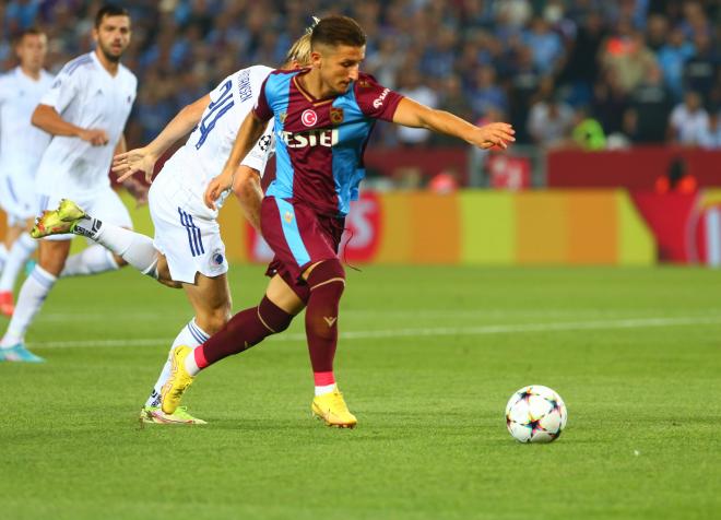 Bardhi, con el Trabzonspor (Foto: Cordon Press).