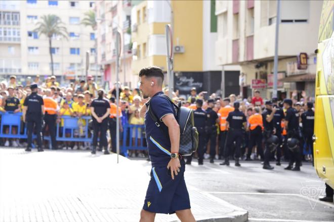 Antonio Blanco, llegando al estadio (Foto: Cádiz CF).