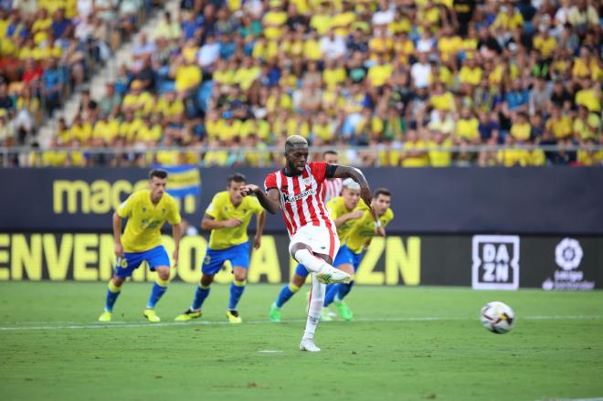 Iñaki ante el Cádiz en el Nuevo Mirandilla. (Foto: Cristo García).