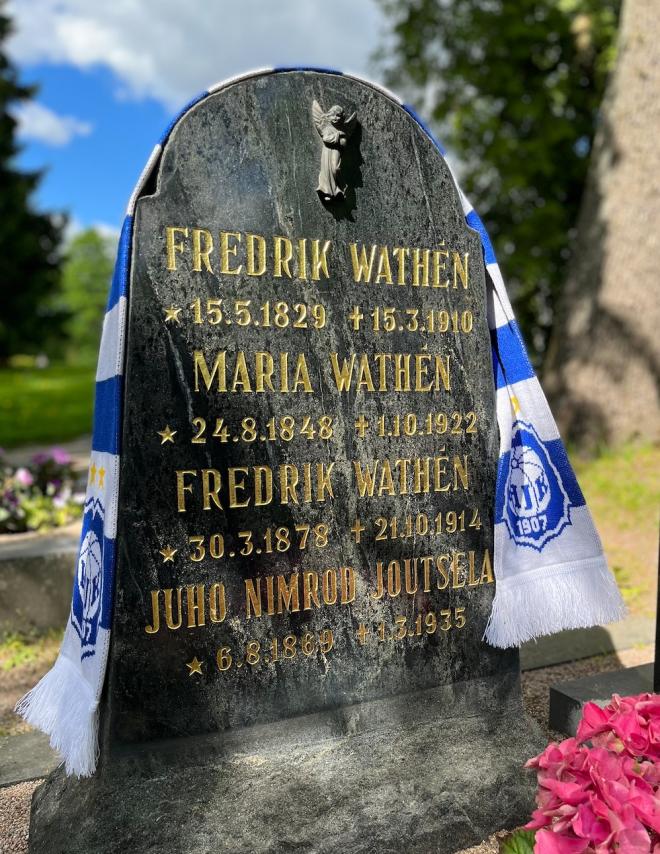 La lápida de Fredrik Wathén, fundador del Helsinki.