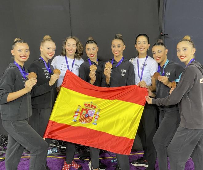Patricia Pérez y Mireia Martínez logran tres medallas en la Copa del Mundo de gimnasia rítmica