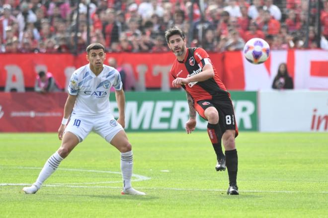 Pablo Pérez, en el partido ante Godoy Cruz (Foto: @Newells).