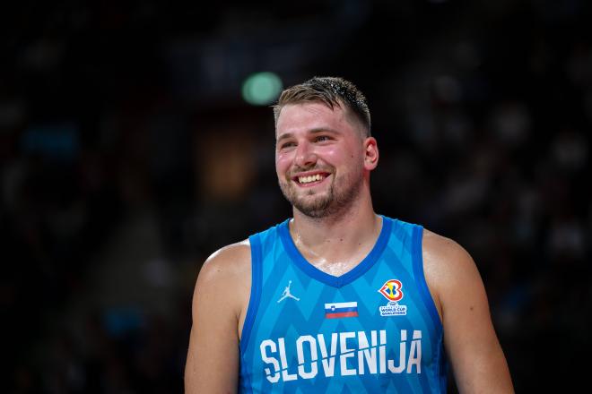 Luka Doncic, durante un amistoso con Eslovenia previo al Eurobasket (Foto: Cordon Press).