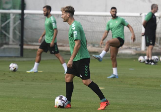 Canales, en el entrenamiento (Foto: Kiko Hurtado).