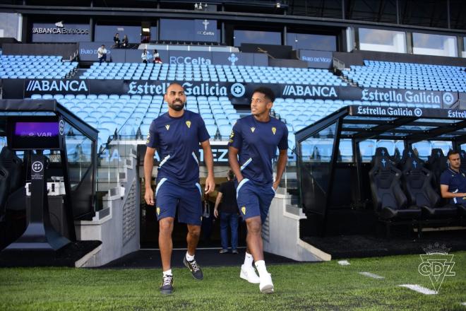 Fali, suplente, y Lozano, titular en Vigo (Foto: Cádiz CF).