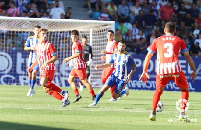 Lance del Sporting-Ponferradina (Foto: LaLiga)