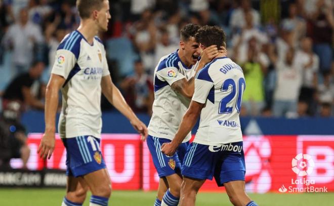 Giuliano Simeone, tras su gol en el Real Zaragoza-Lugo (Foto: LaLiga).