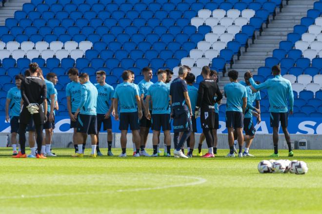 Los jugadores de la Real Sociedad, en un entrenamiento en Anoeta (Foto: Giovanni Batista).