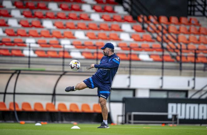 Gattuso sigue esperando que vuelvan los internacionales a los entrenamientos (Foto: Valencia CF).