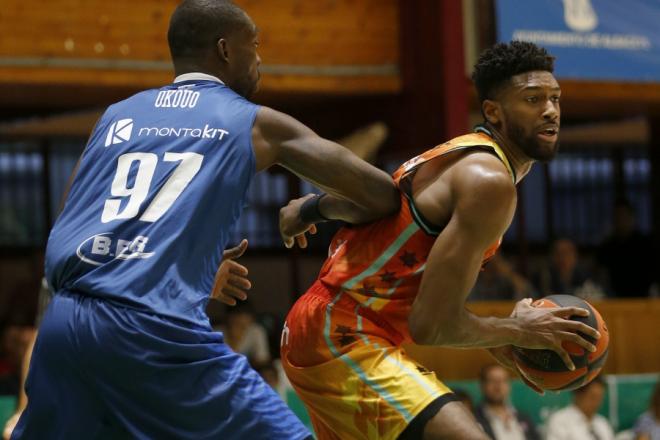 Cuarto triunfo de la pretemporada ante Carplus Fuenlabrada en Albacete (90-81)