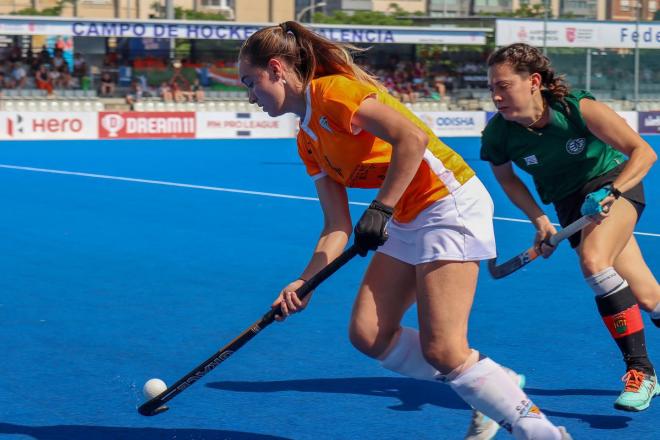 El hockey valenciano inicia una histórica temporada en DHB con 5 participantes