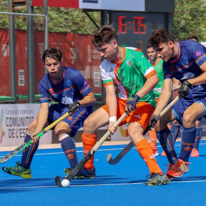 El hockey valenciano inicia una histórica temporada en DHB con 5 participantes