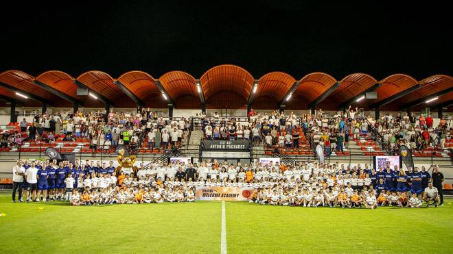 Fiesta inaugural de la Academia del Valencia CF