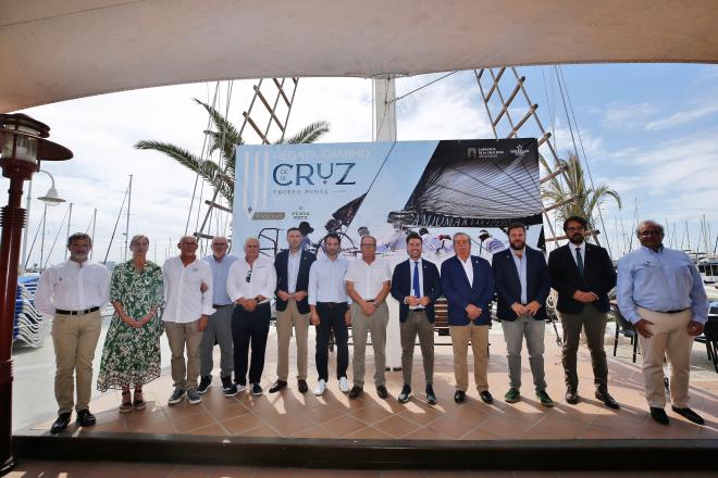 Torrevieja, escenario y puesta de largo para la VI Regata Camino del Cruz, Trofeo Punta Este