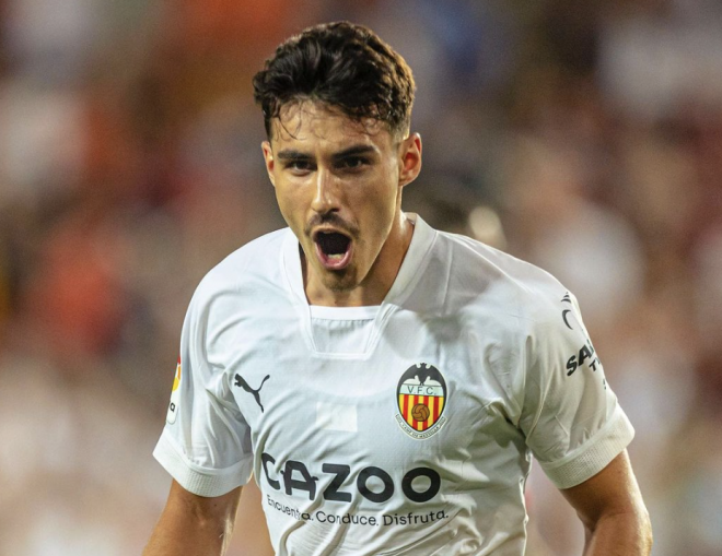 Almeida marca su primer gol en el Valencia-Celta (Foto: VCF)