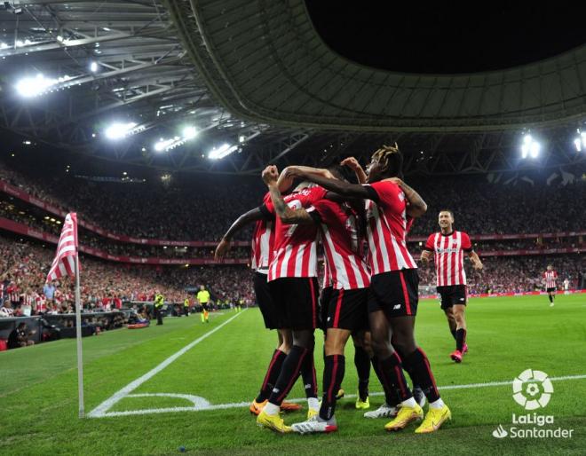 Celebración del gol de Iñaki Williams en San Mamés frente al Rayo (Foto: LaLiga)