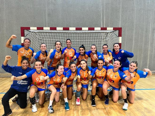 Gran victoria para el Handbol Mislata en un final de infarto (29-30).