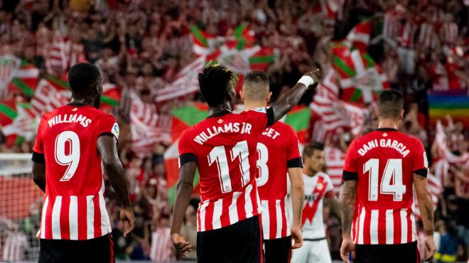 Noche triunfal de los hermanos Nico e Iñaki Williams San Mamés (Foto: Athletic club).