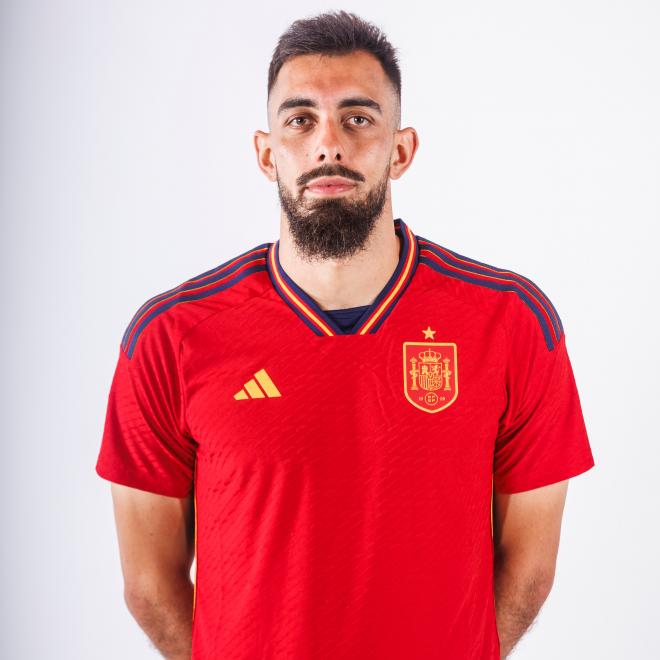 Borja Iglesias con la camiseta de la selección española (foto: Selección española).