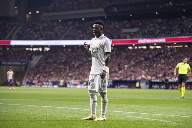 Vinícius, en el derbi Atlético-Real Madrid (FOTO: Cordón Press).