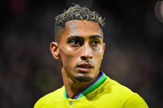 Raphinha, en un partido con Brasil (Foto: Cordon Press).