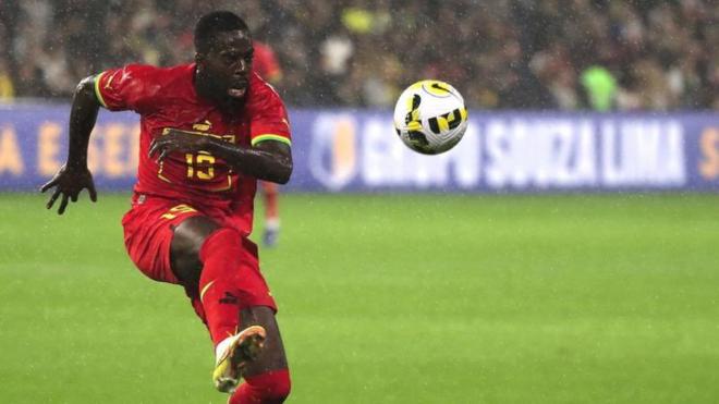 Jugada Iñaki Williams dispara con la selección de Ghana ante Brasil en Le Havre.