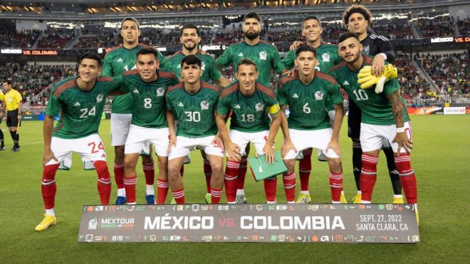 Once titular de México, con Guardado como capitán, frente a Colombia (Foto: EFE)