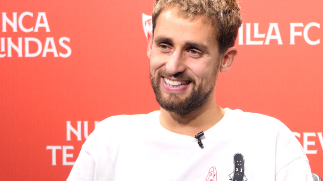 Entrevista a Adnan Januzaj, jugador del Sevilla FC, en ElDesmarque.