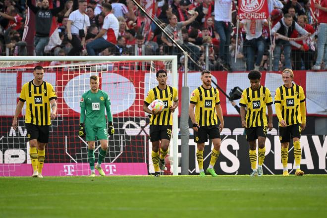Imagen de la plantilla del Dortmund este sábado (Foto: Cordon Press).