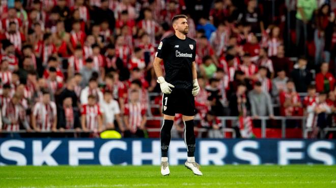 El guardameta Unai Simón en un partido jugado en San Mamés (Foto: Athletic Club).