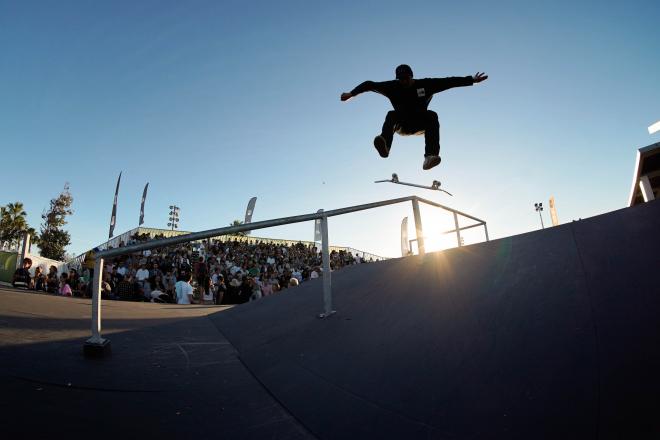 Más de 20.000 personas inundan VESO Valencia: skateboarding, scooter y roller freestyle