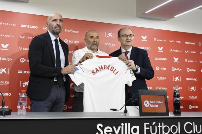 Sampaoli, en su presentación con el Sevilla (Foto: Kiko Hurtado).