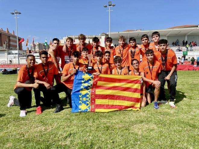 La selección valenciana de Atletismo sube al podio en mujeres y hombres